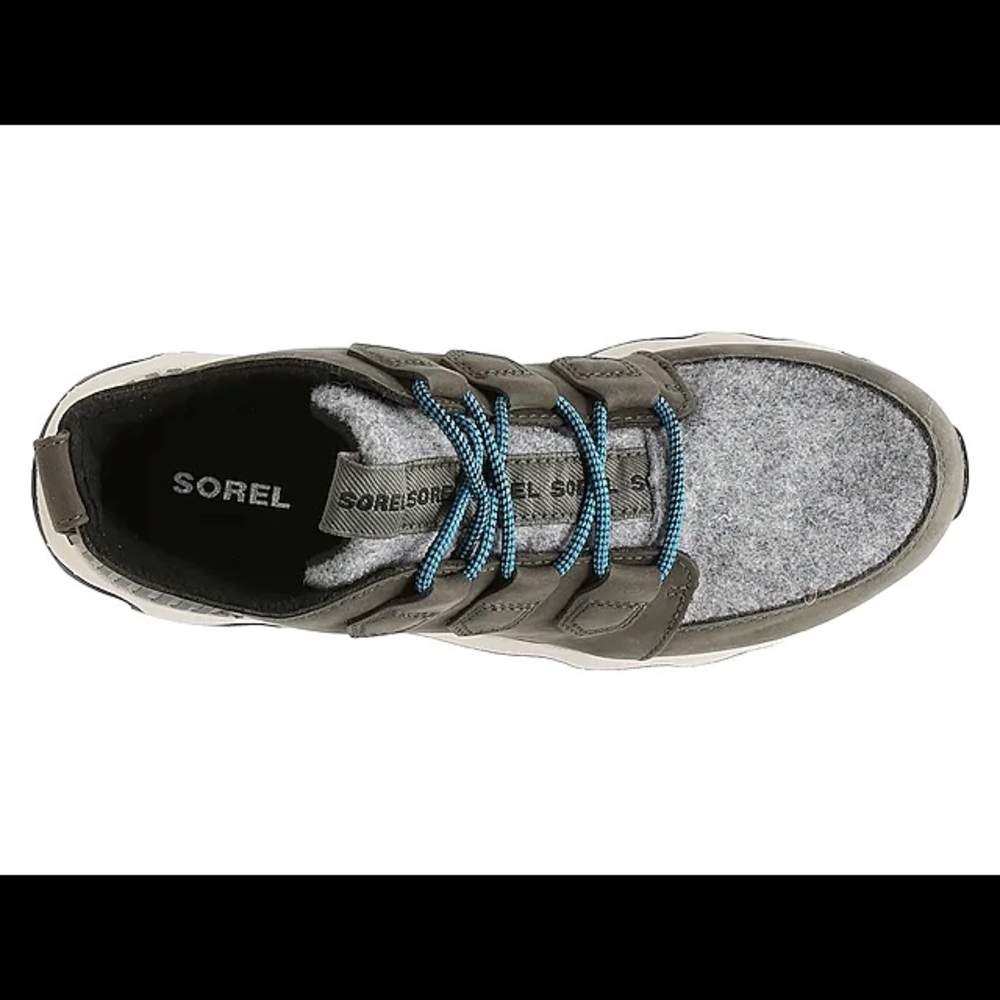 New Sorel Kinetic Caribou Boots